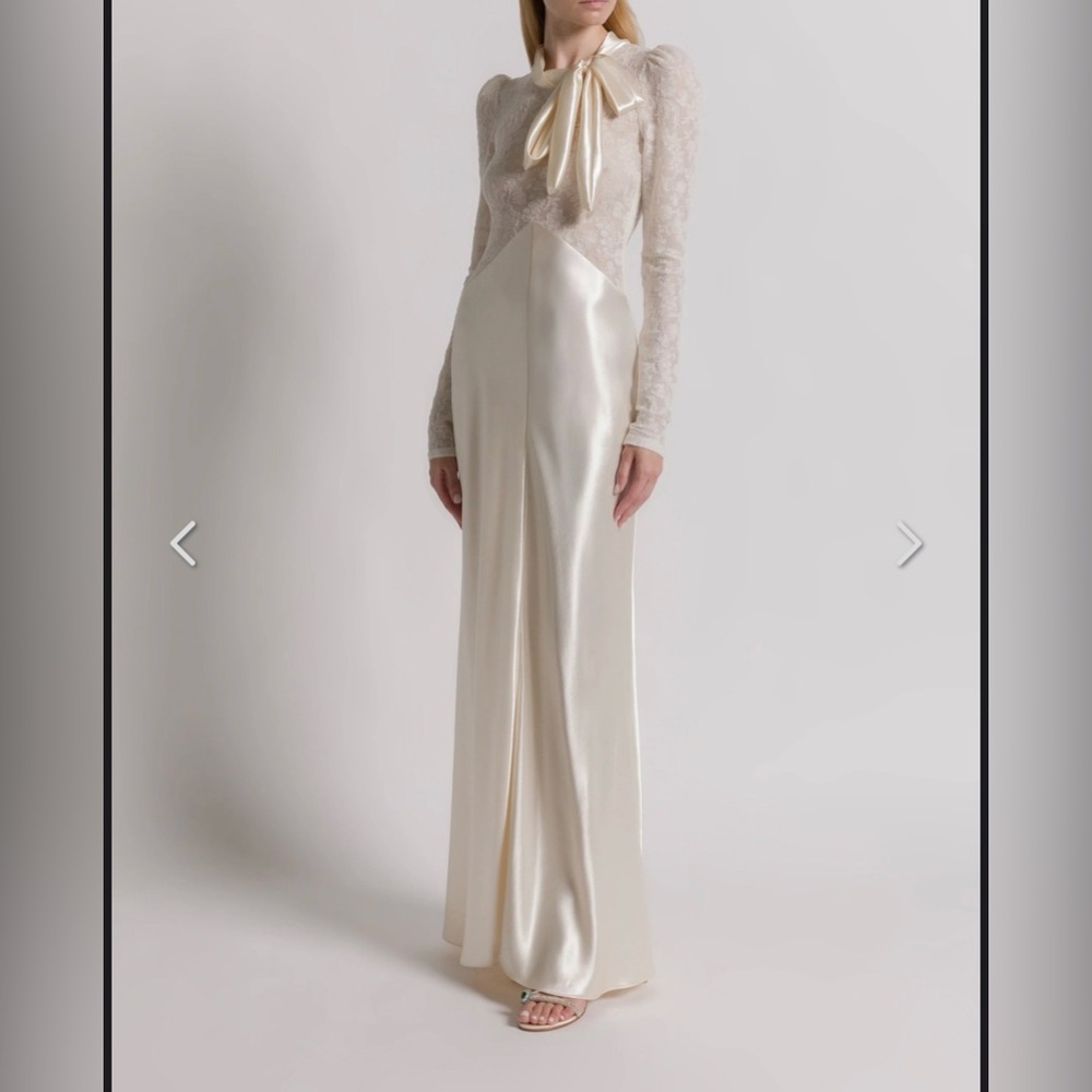 ALBERTA FERRETTI  Elegant White Satin Long Dress